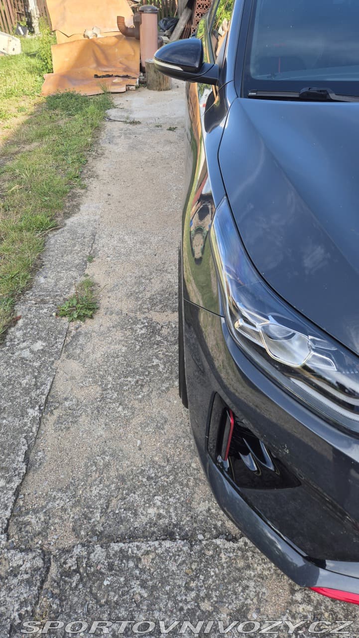 2019 Kia PROCEED - 16