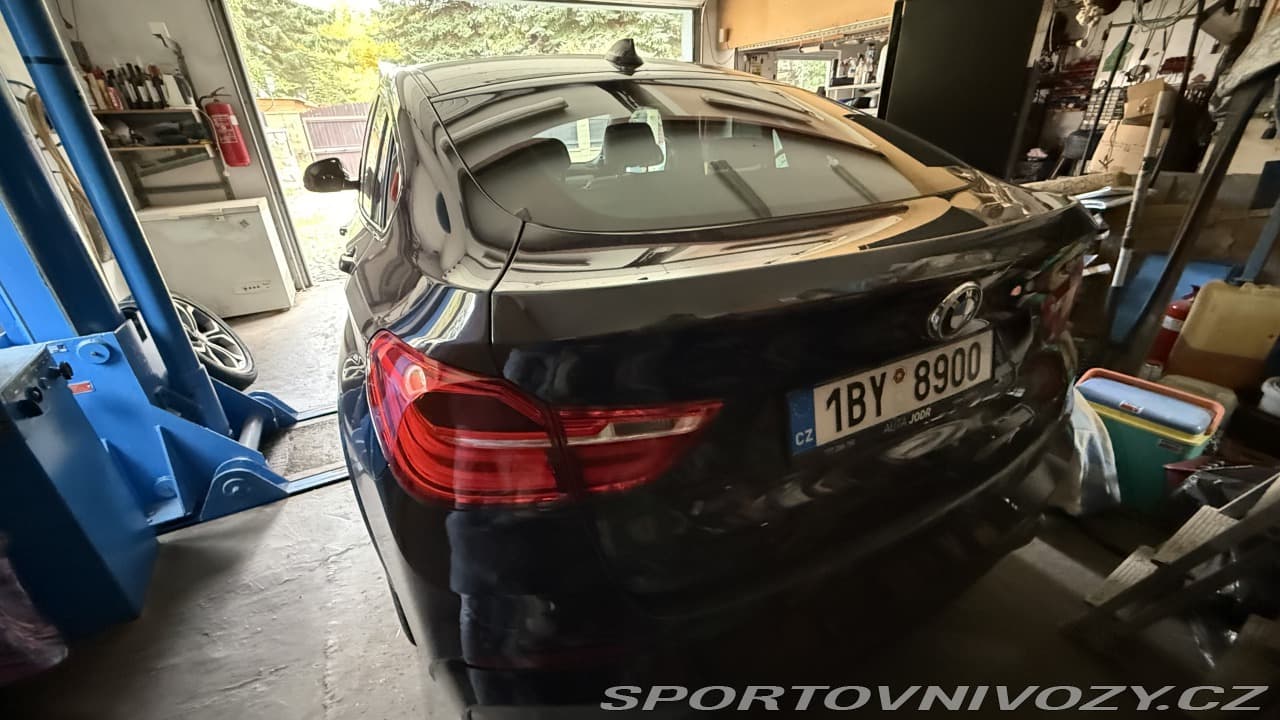 2018 BMW X4 - 8