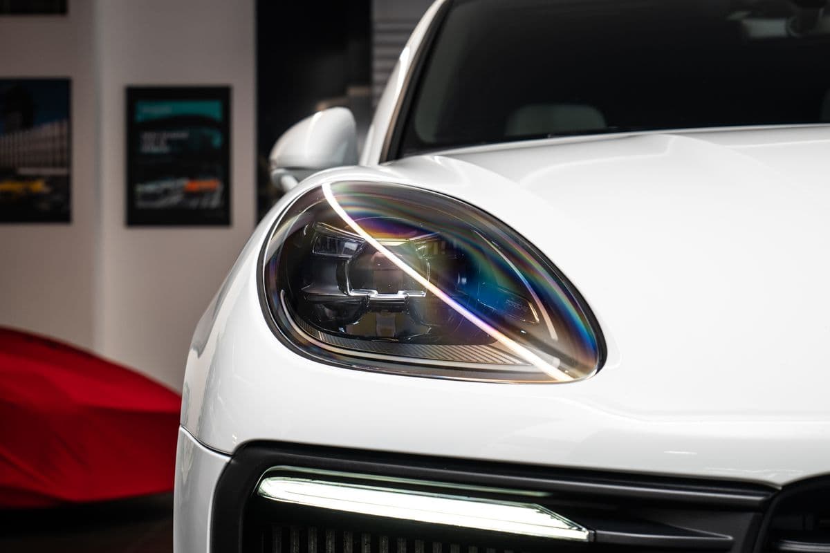 2023 Porsche Macan - 20