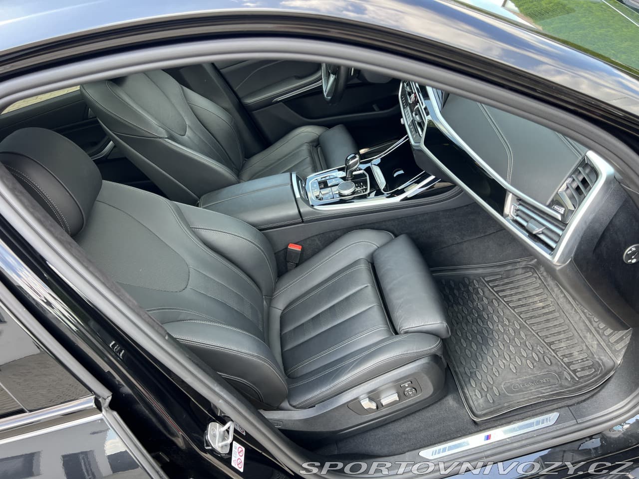 2021 BMW X7 - 14