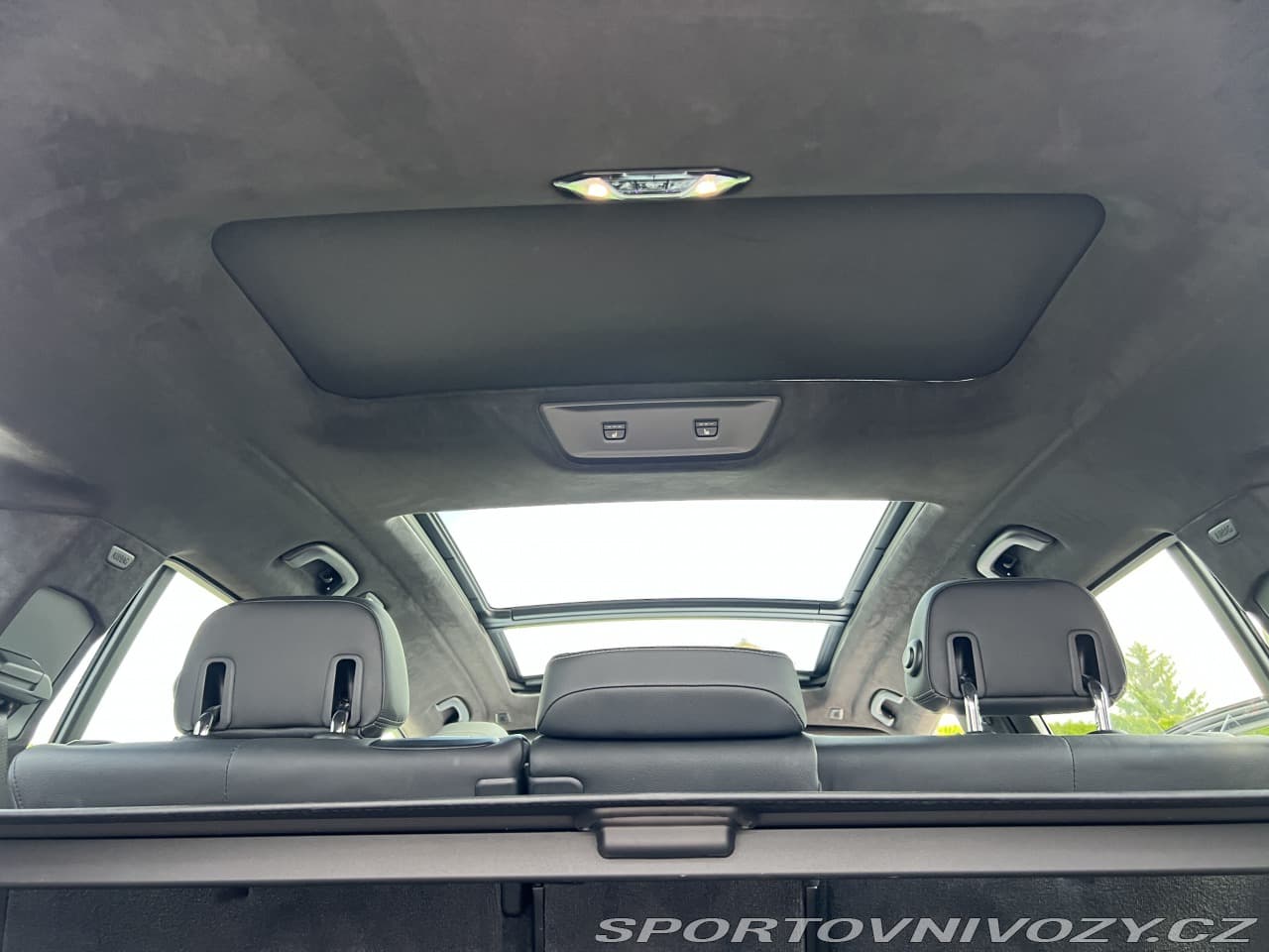 2021 BMW X7 - 15