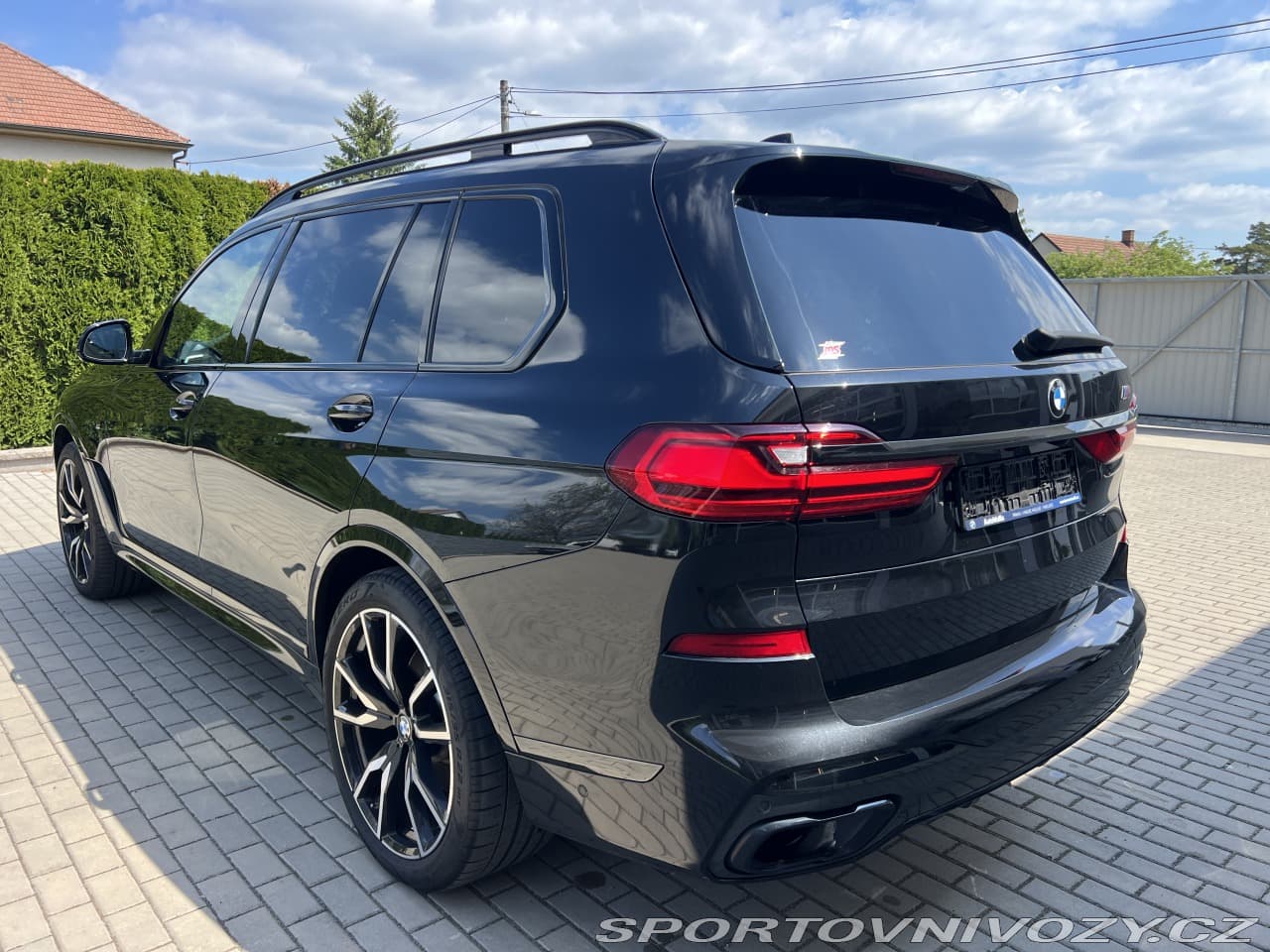 2021 BMW X7 - 3