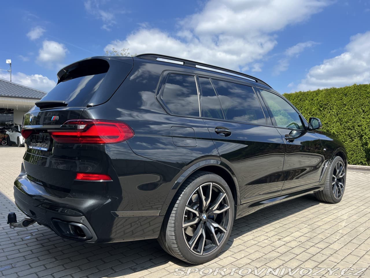2021 BMW X7 - 5