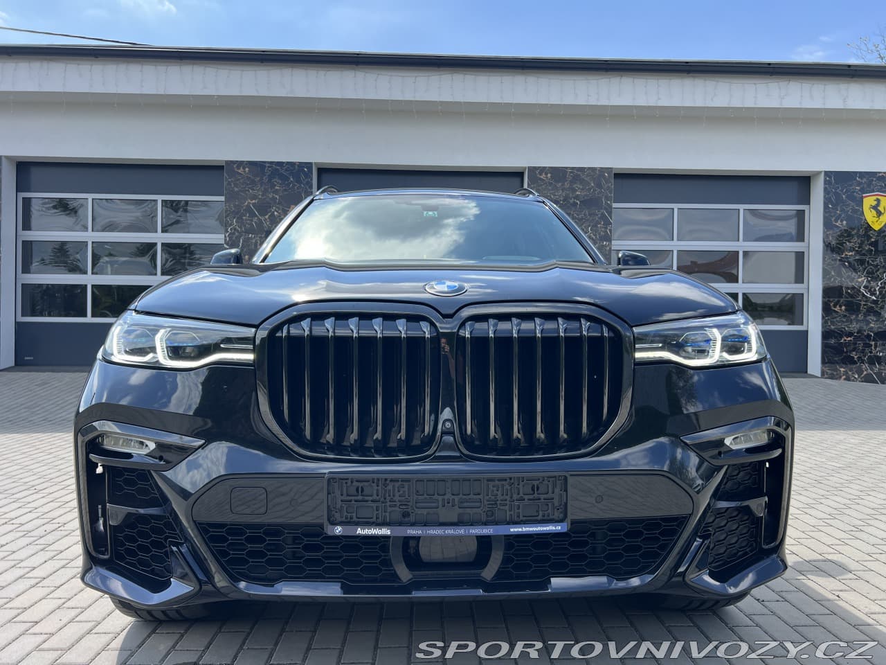 2021 BMW X7 - 8