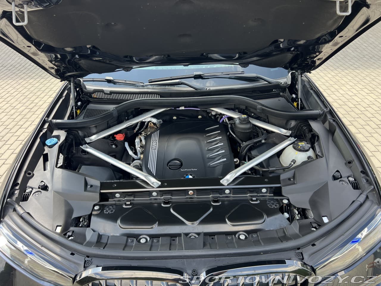 2021 BMW X7 - 9