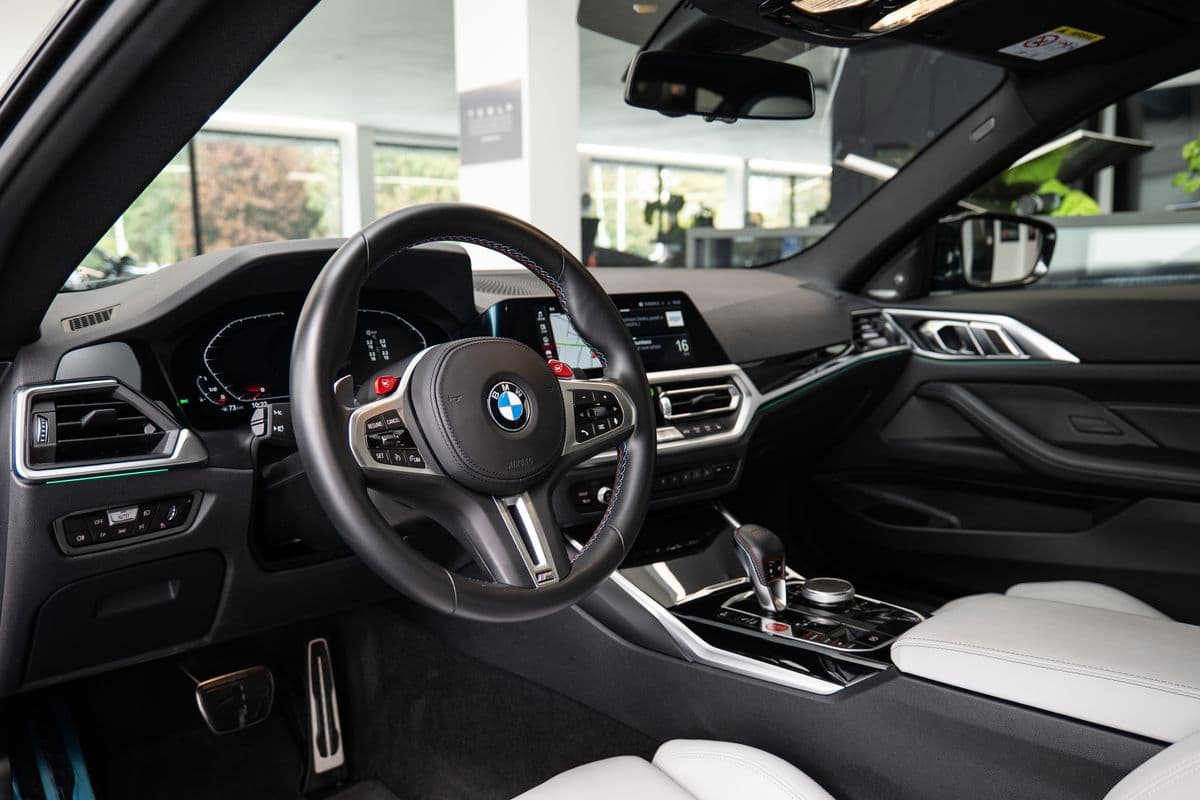 2023 BMW M4 - 5