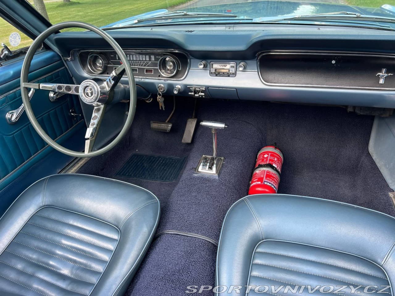 1965 Ford MUSTANG - 13
