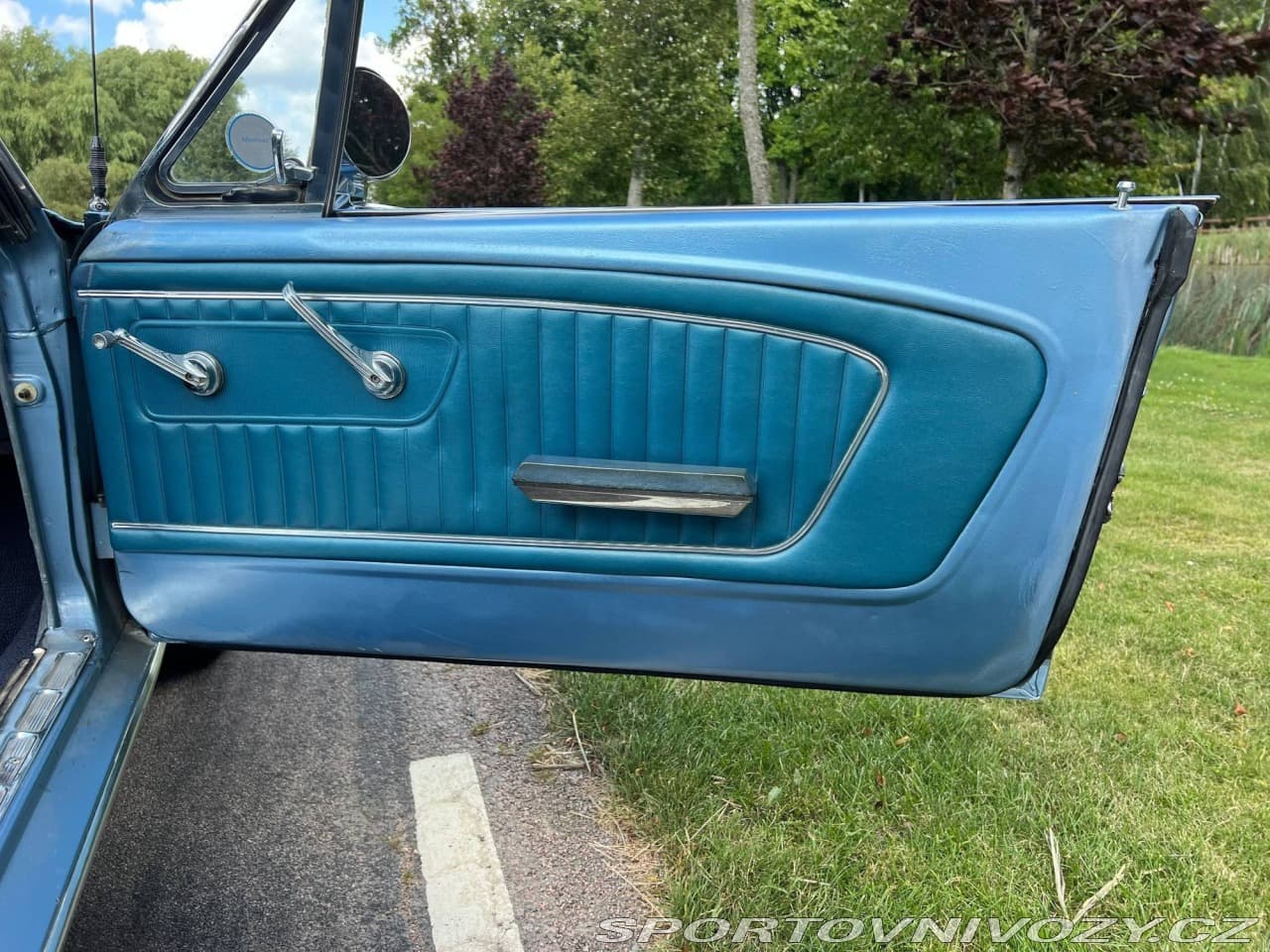 1965 Ford MUSTANG - 15
