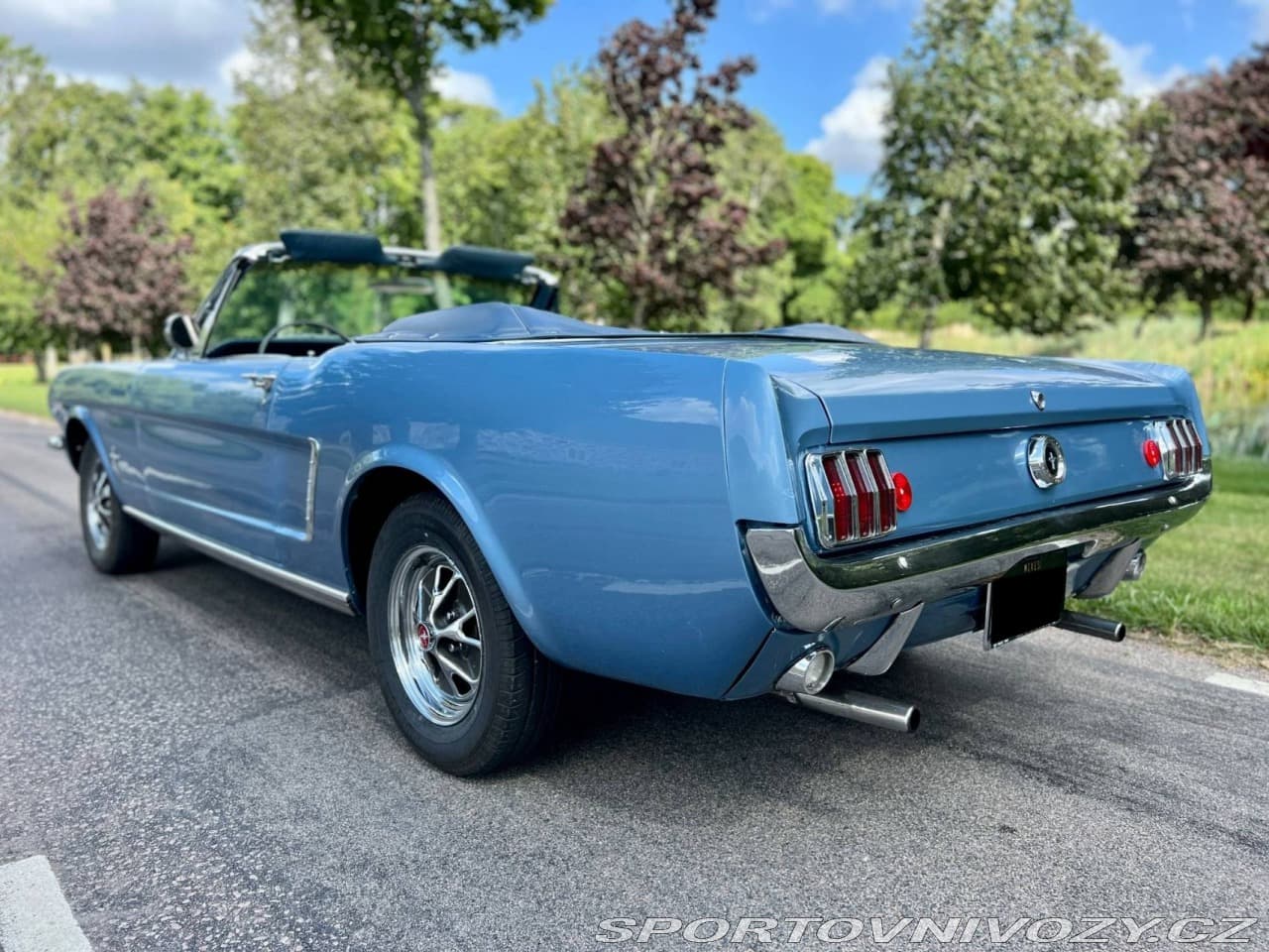 1965 Ford MUSTANG - 2