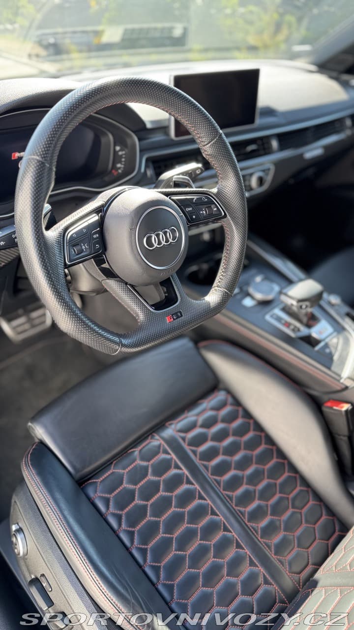 2018 Audi RS4 - 11