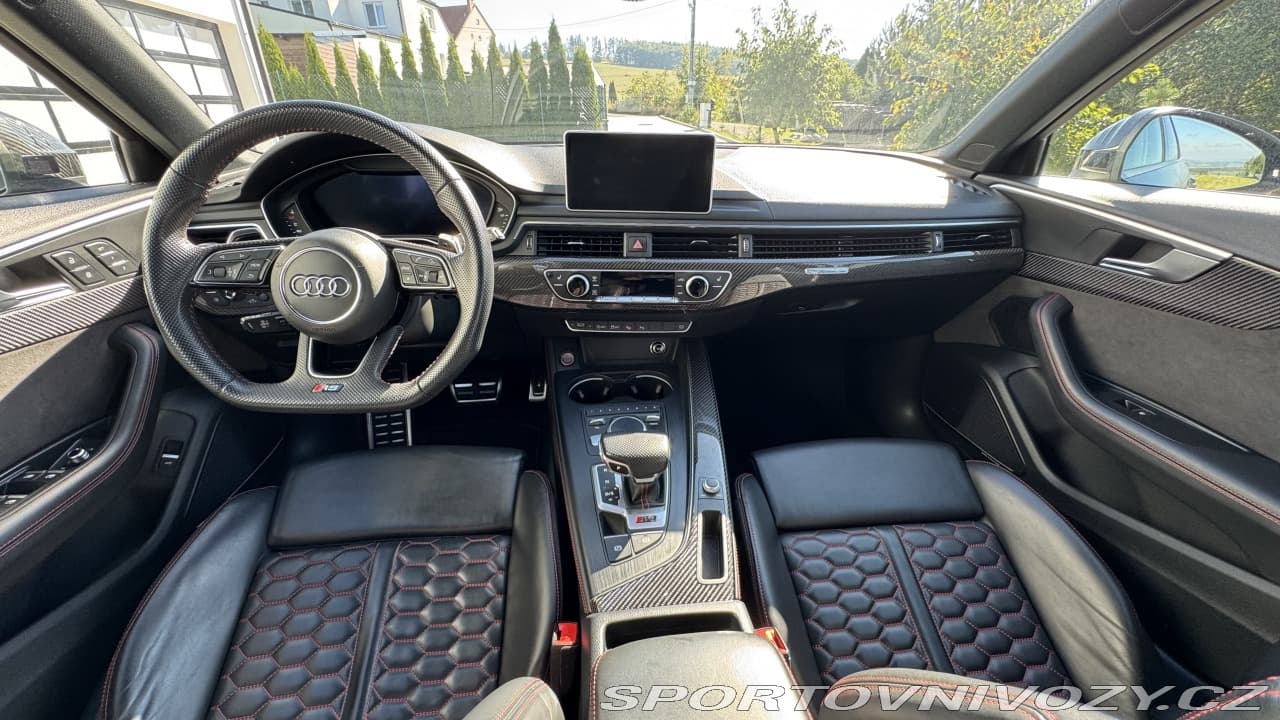 2018 Audi RS4 - 17