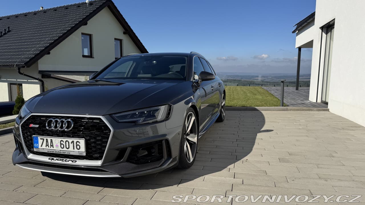 2018 Audi RS4 - 2