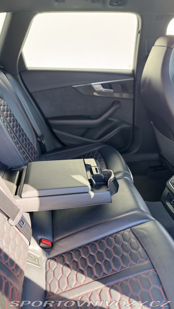 2018 Audi RS4 - 20