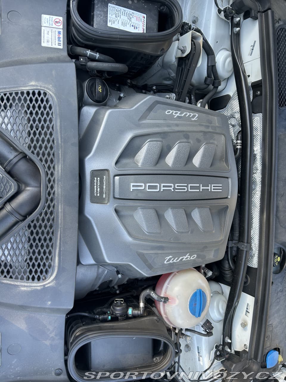 2017 Porsche Macan - 14