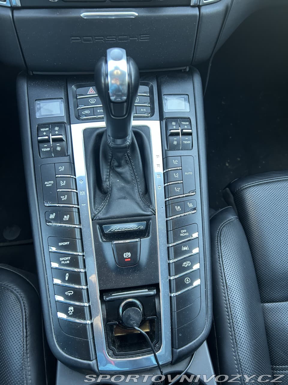 2017 Porsche Macan - 17