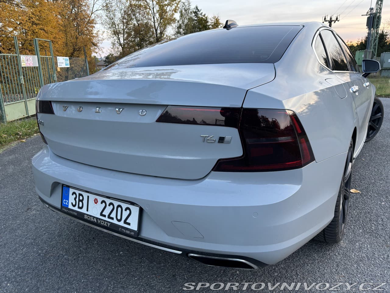 2017 Volvo S90 - 12