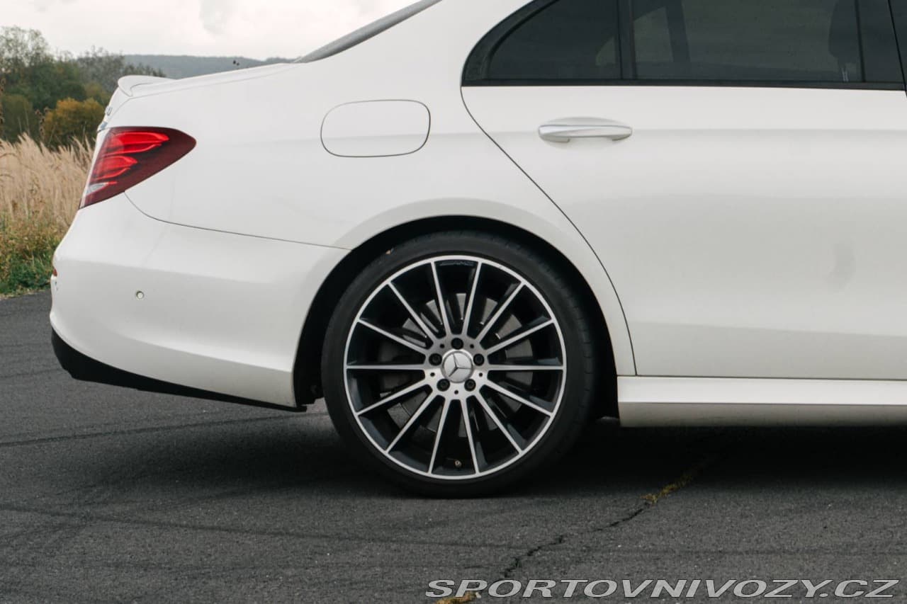 2017 Mercedes-Benz E-CLASS - 13