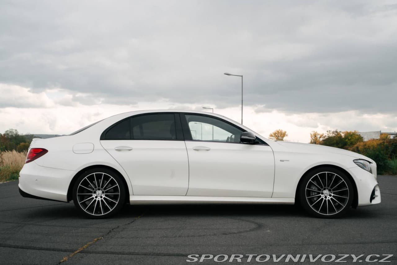 2017 Mercedes-Benz E-CLASS - 4