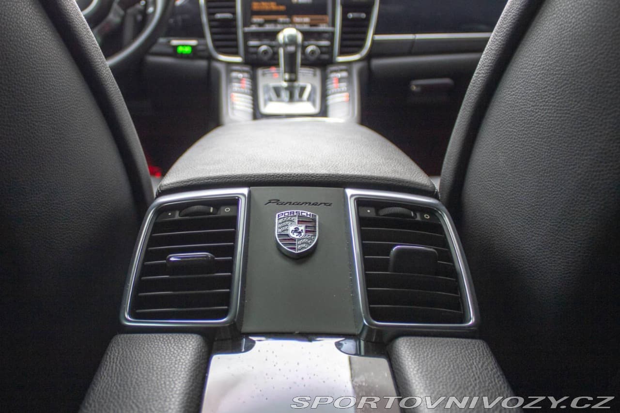 2013 Porsche PANAMERA - 18