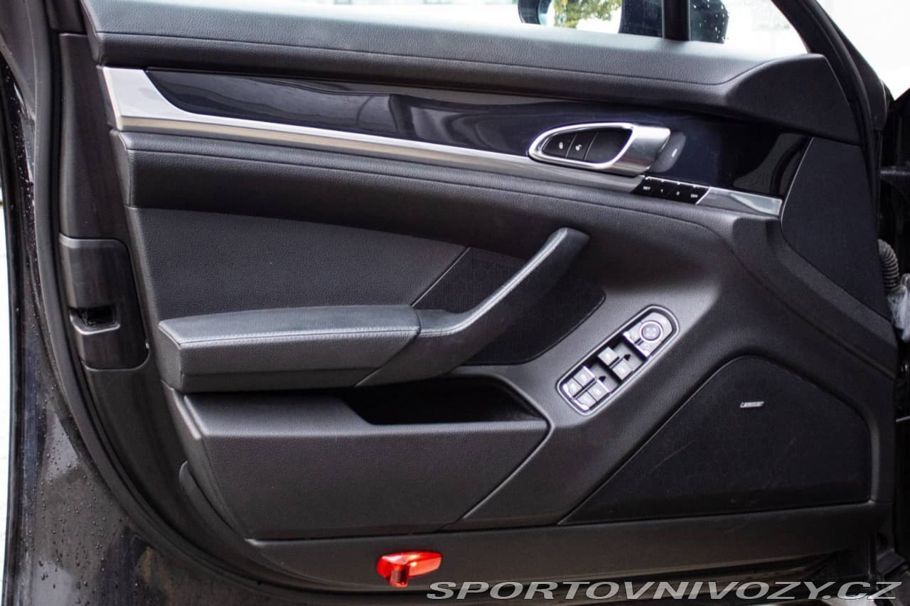 2013 Porsche PANAMERA - 20
