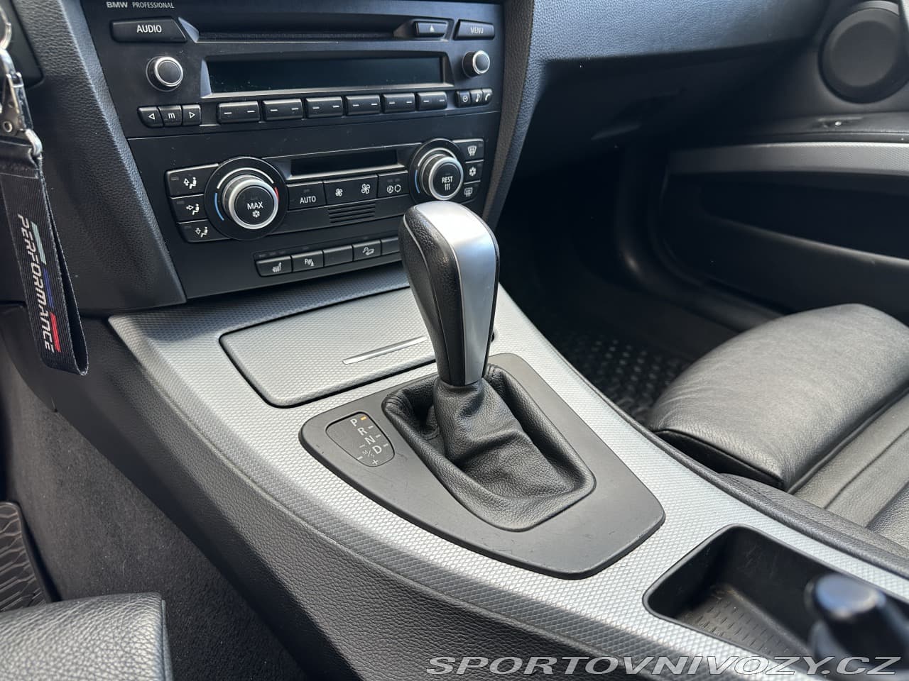 2009 BMW 3-SERIES - 8