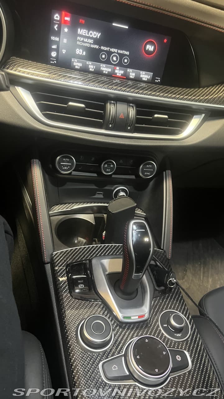 2021 Alfa Romeo STELVIO - 2