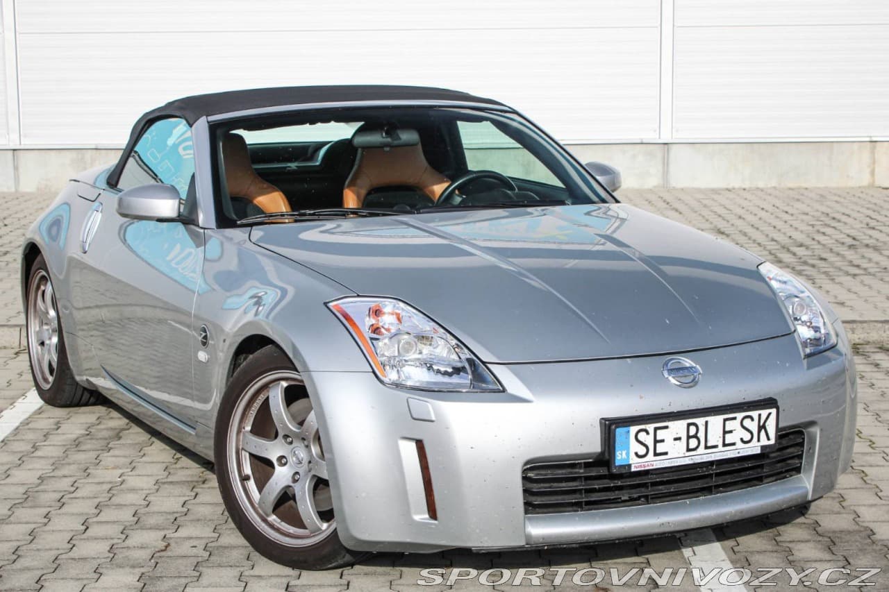 2005 Nissan 350Z - 10