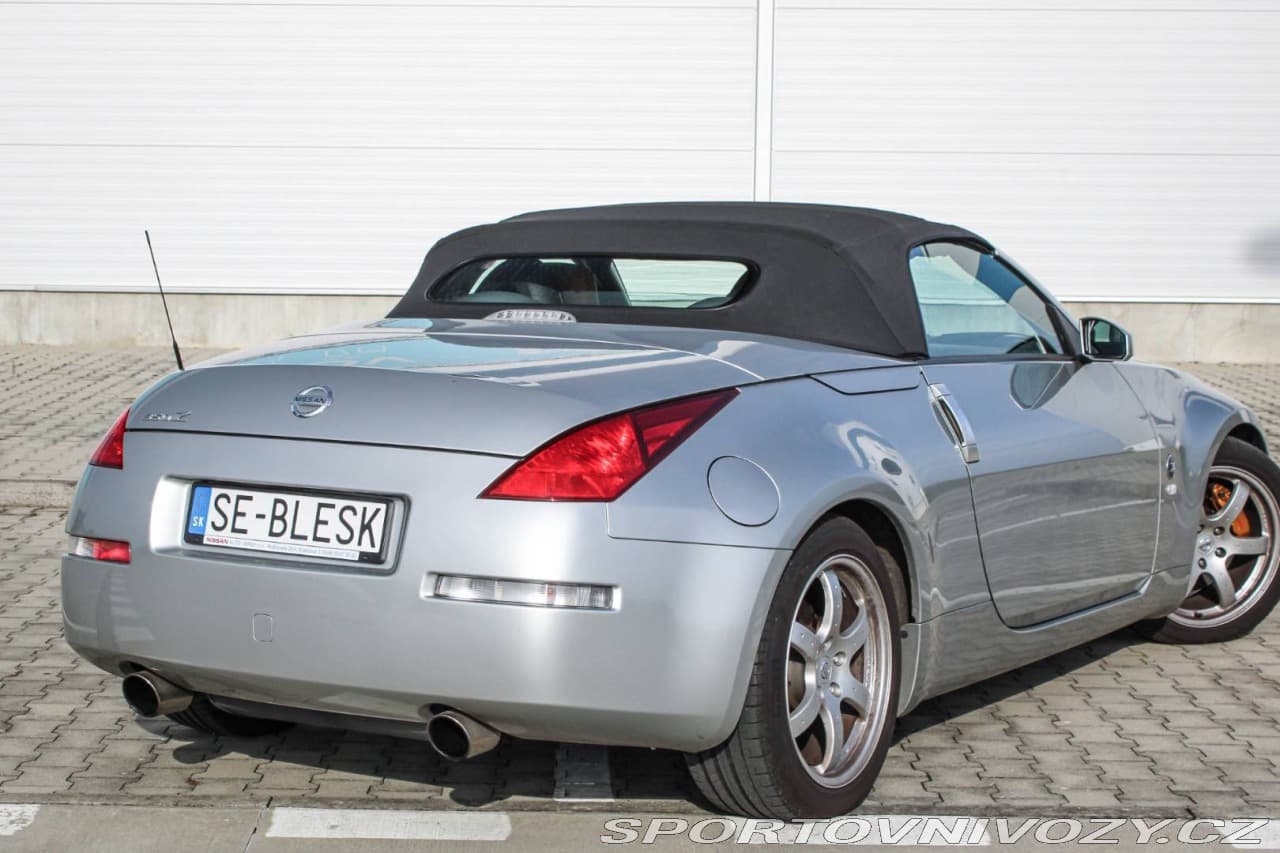 2005 Nissan 350Z - 14