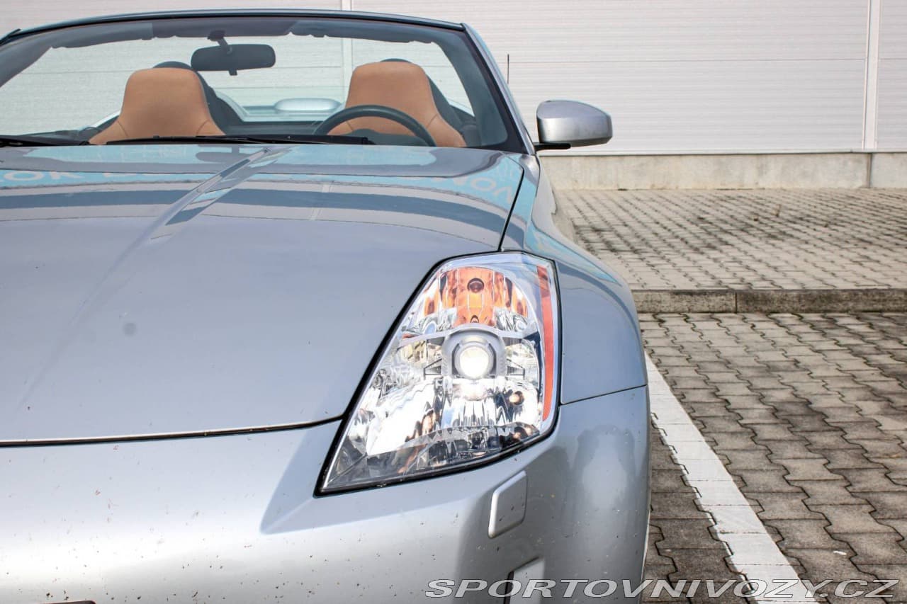 2005 Nissan 350Z - 18