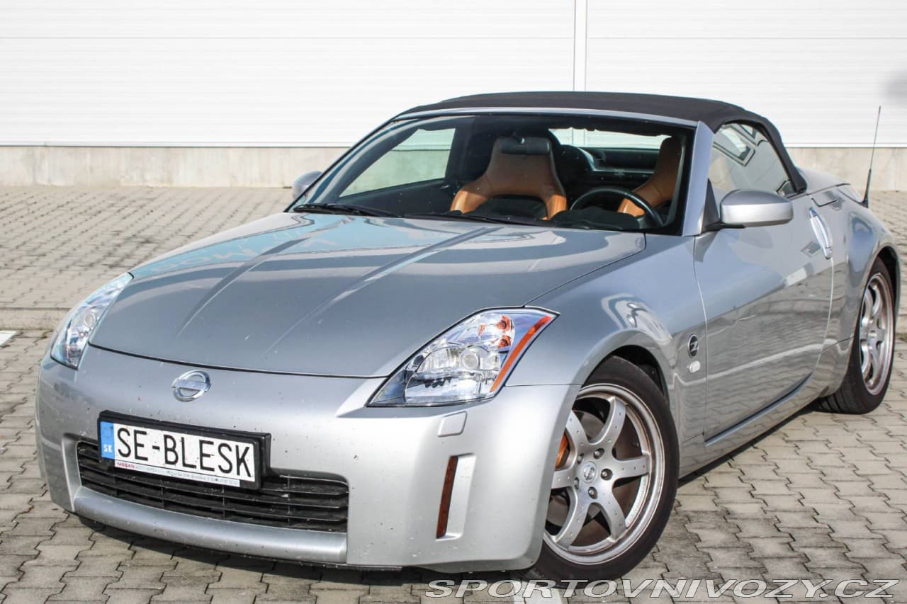 2005 Nissan 350Z - 8