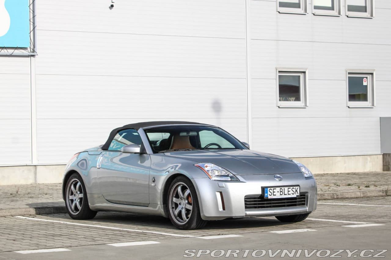 2005 Nissan 350Z - 9
