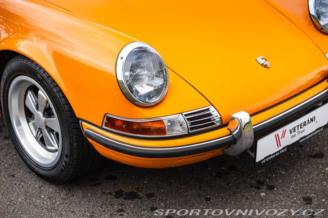 1969 Porsche 911 - 10