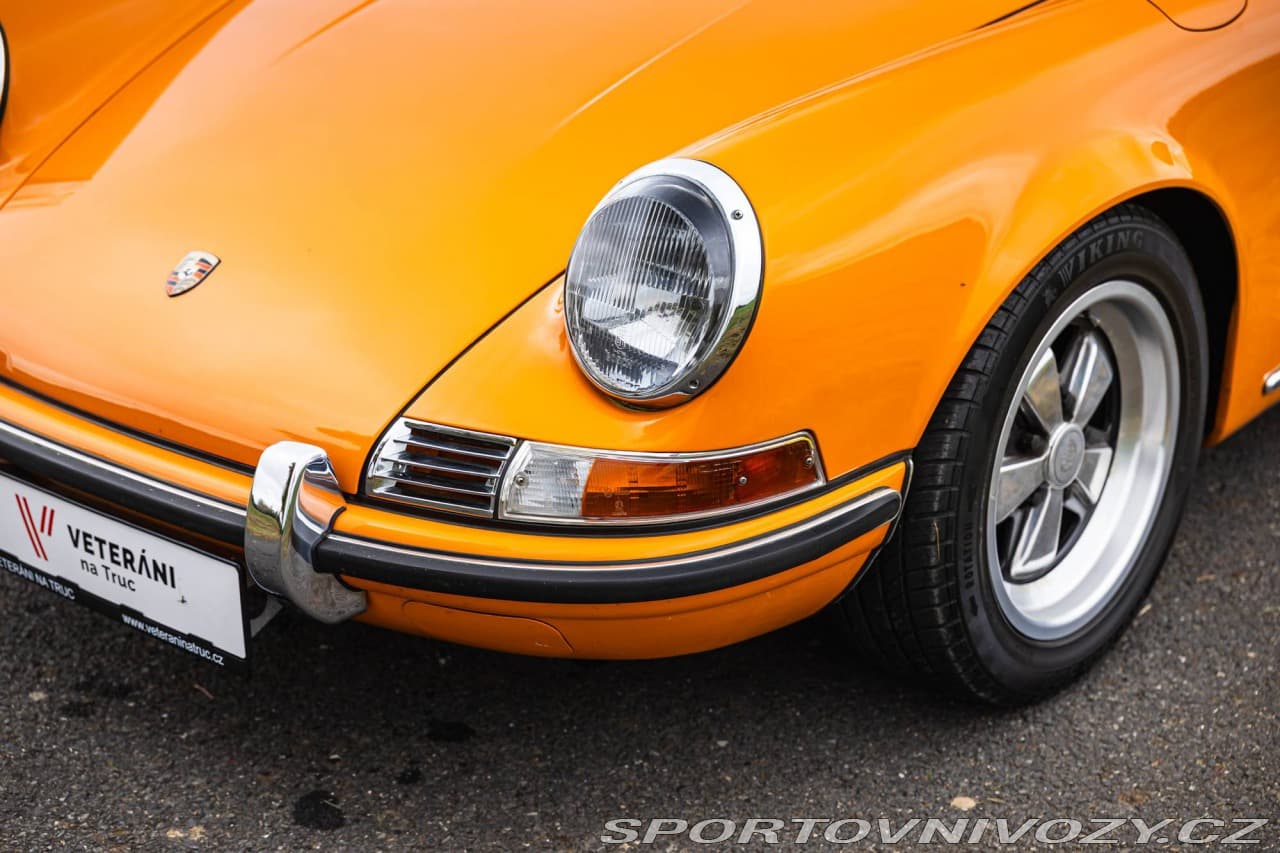 1969 Porsche 911 - 11