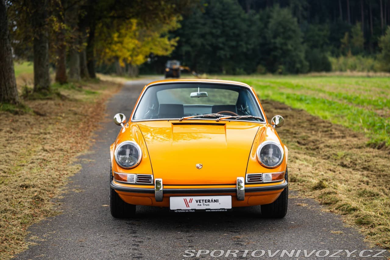 1969 Porsche 911 - 9