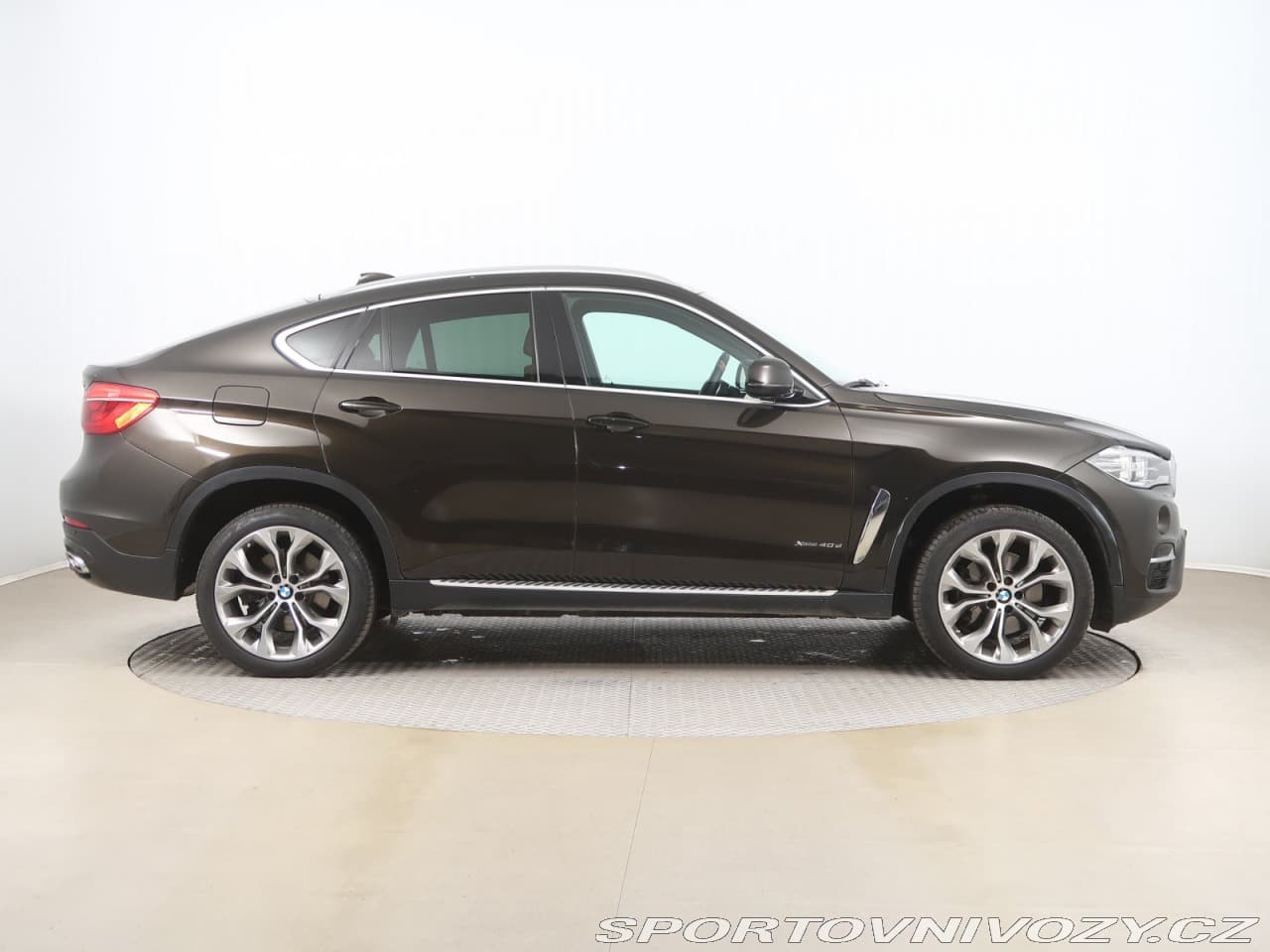 2015 BMW X6 - 6