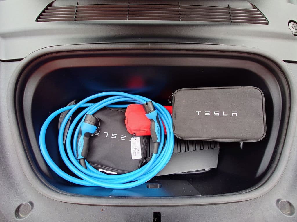 2022 Tesla Model Y - 17