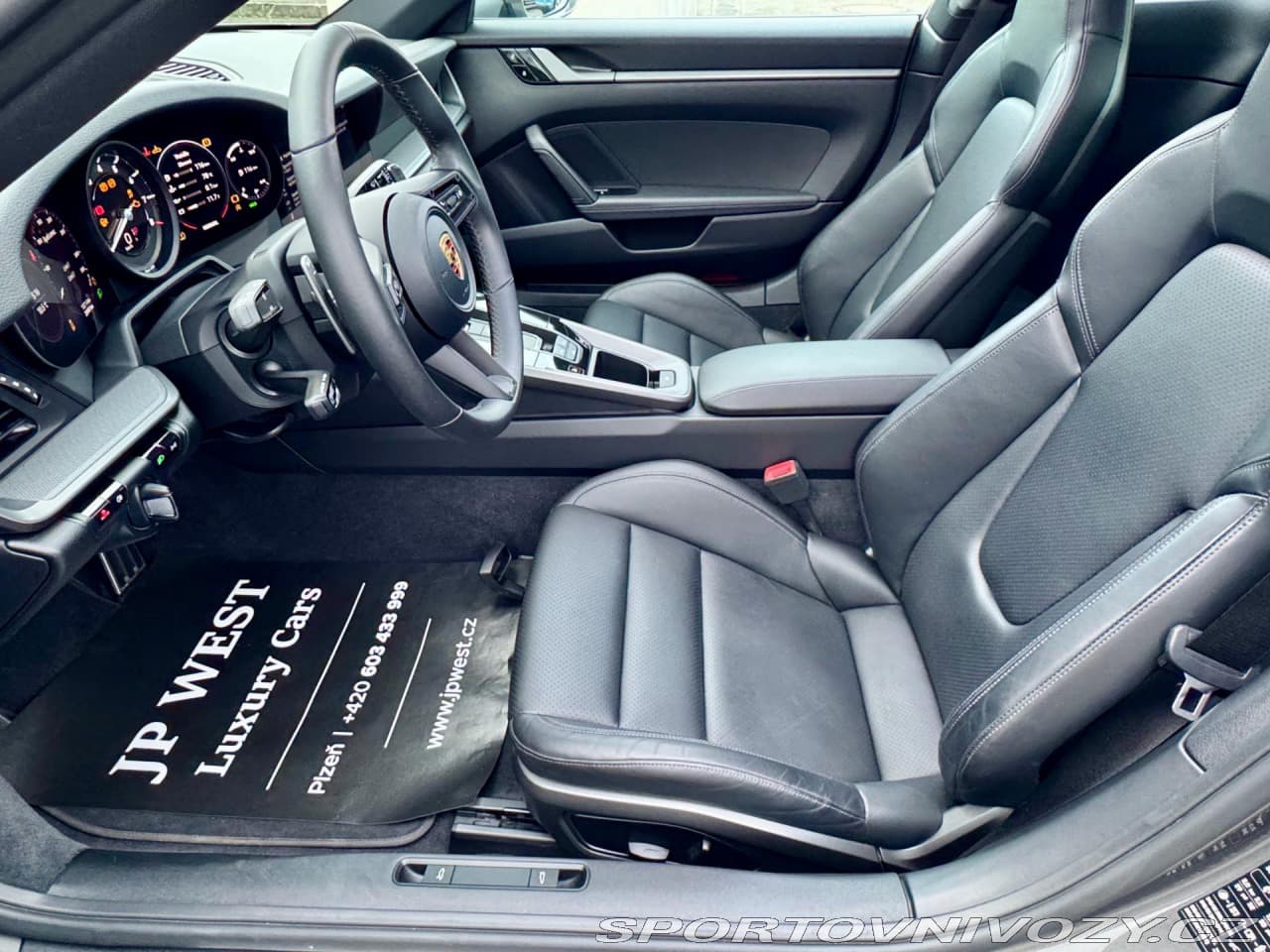 2020 Porsche 911 - 19