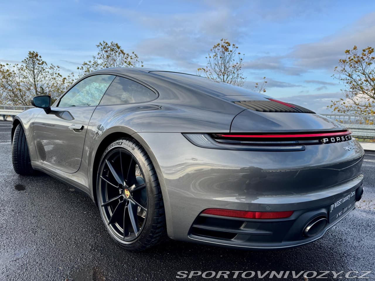 2020 Porsche 911 - 7