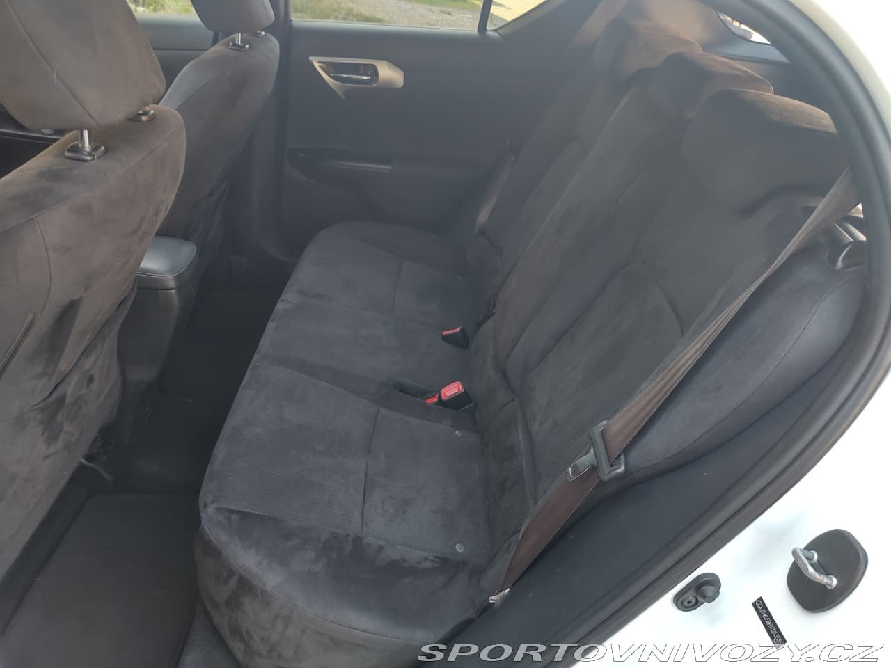 2013 Lexus Ostatní - 29