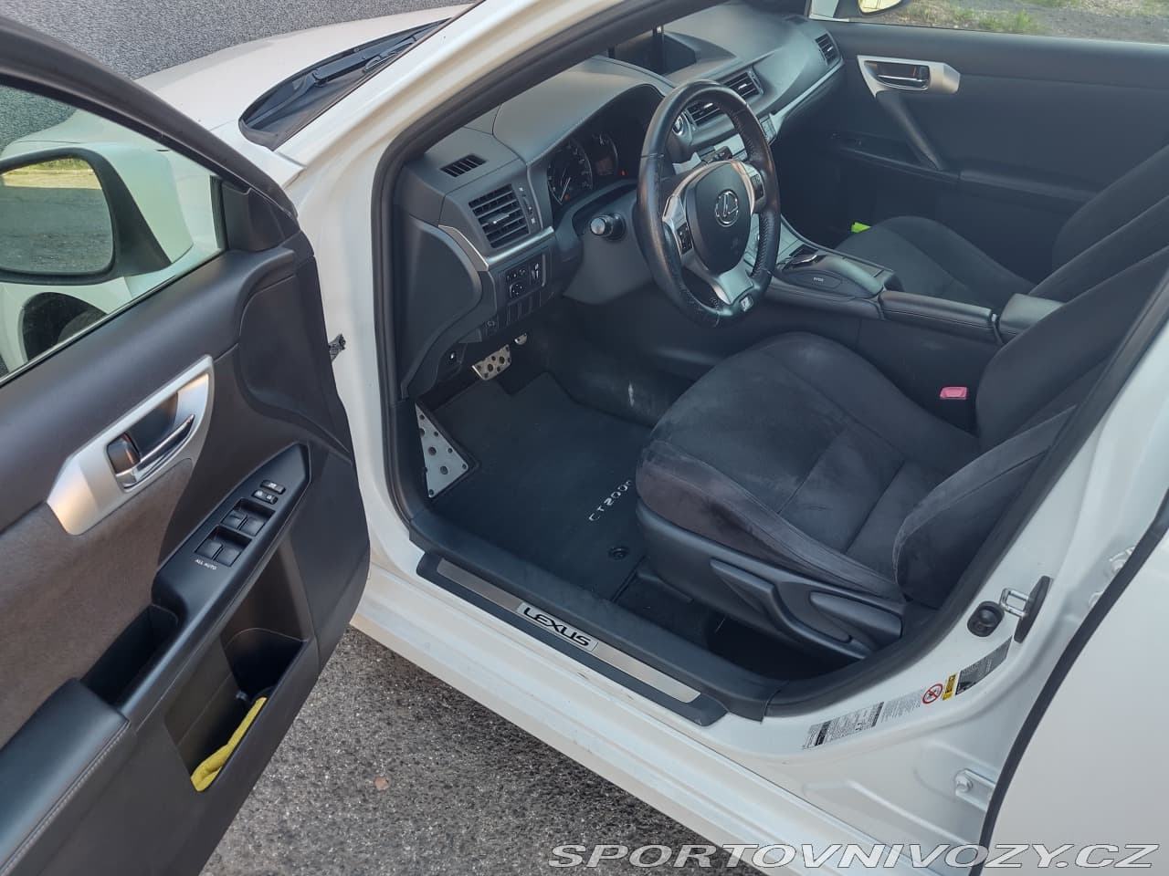 2013 Lexus Ostatní - 31