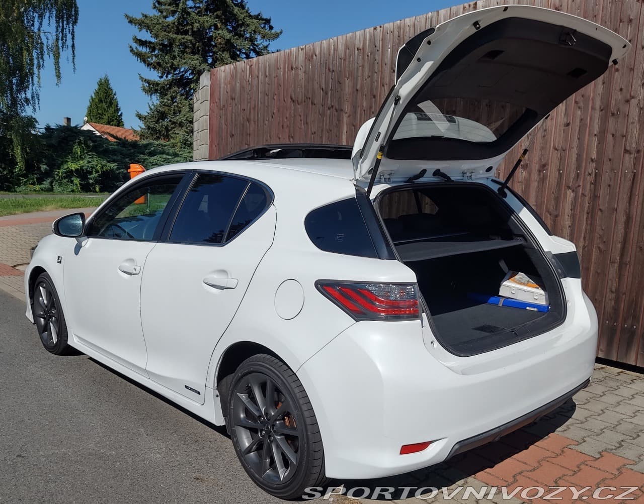 2013 Lexus Ostatní - 17