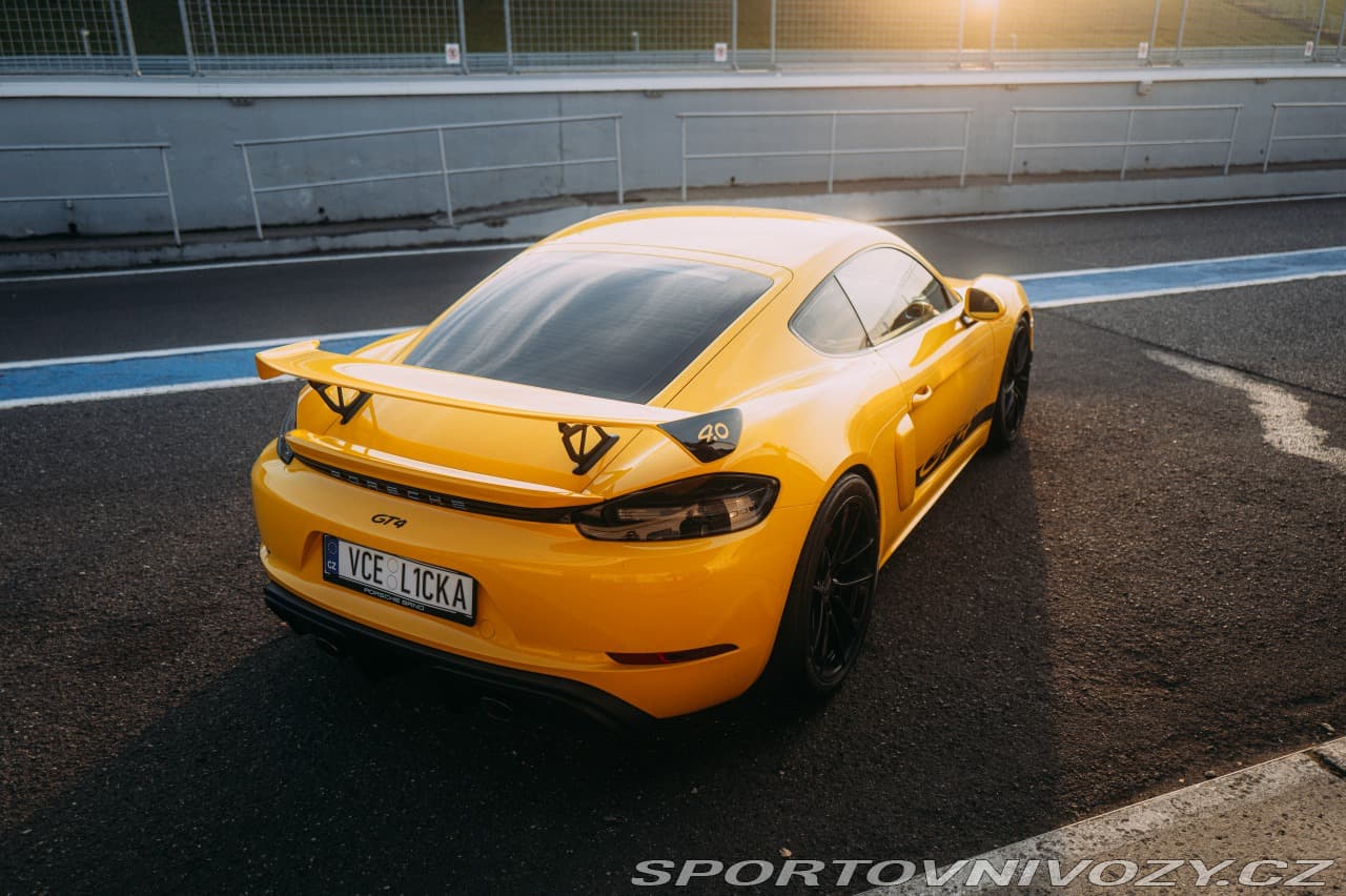 2020 Porsche 718 - 5