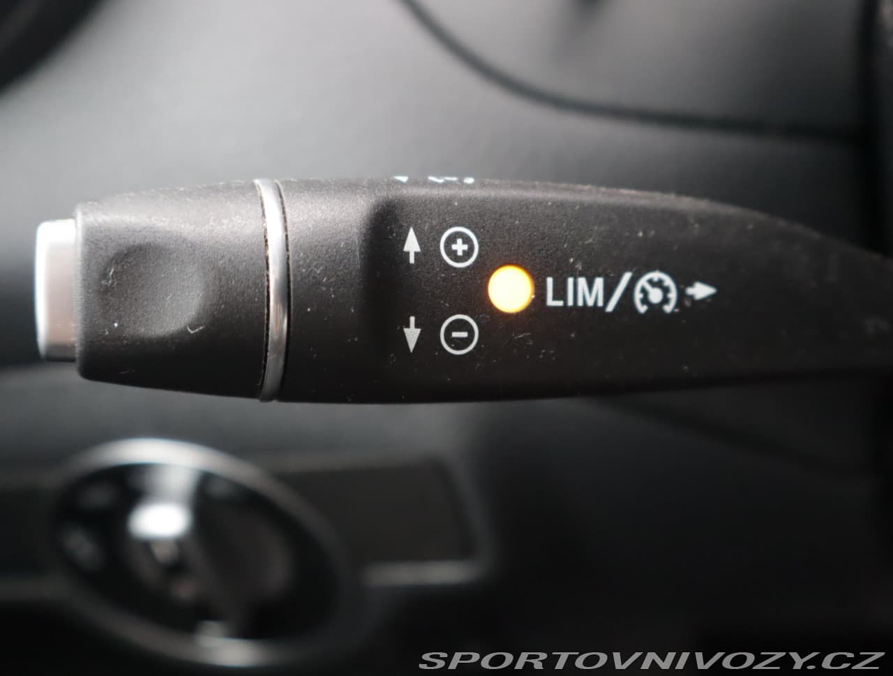 2018 Mercedes-Benz CLA - 19