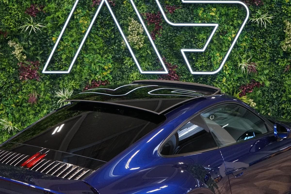 2020 Porsche 911 - 19