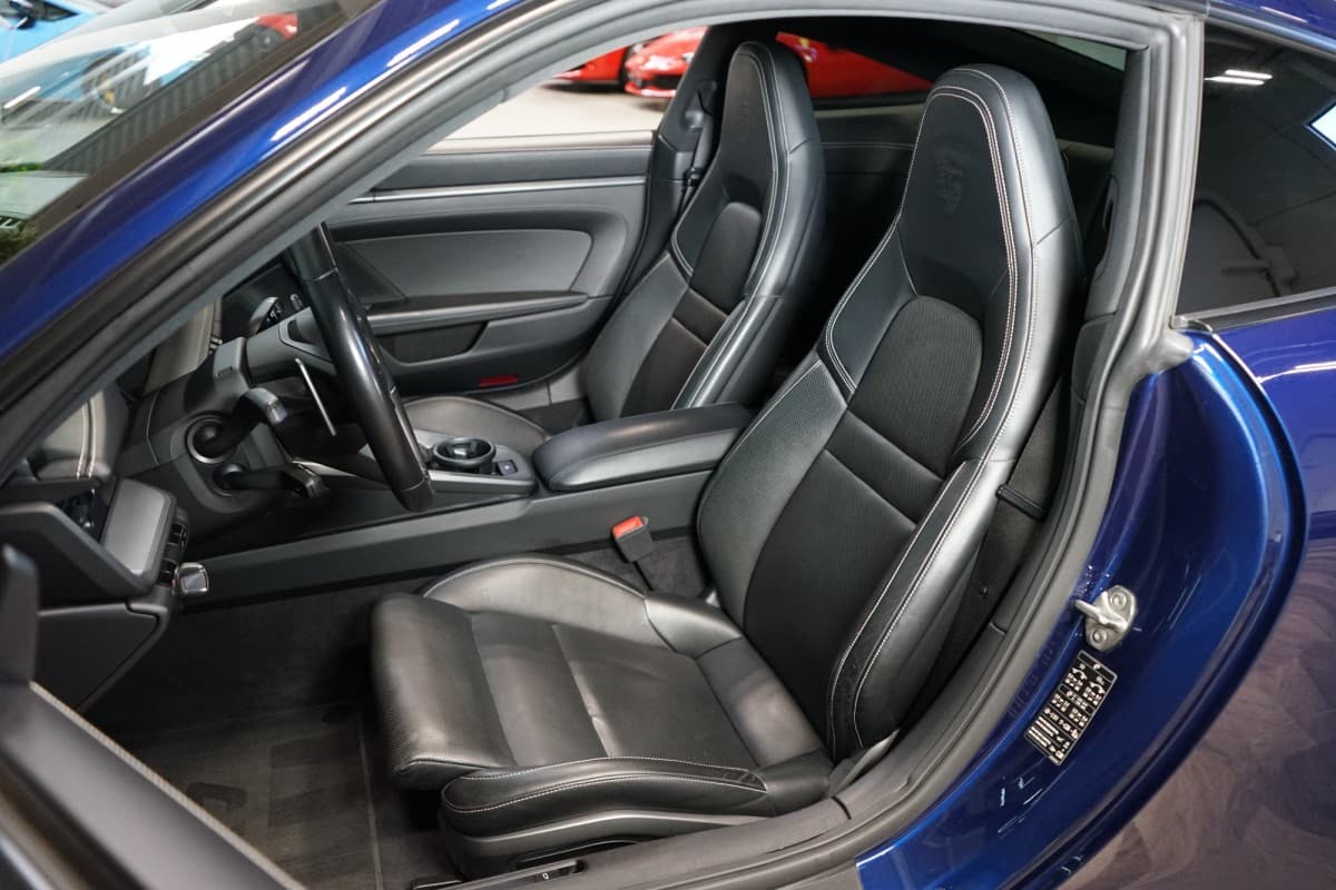 2020 Porsche 911 - 25