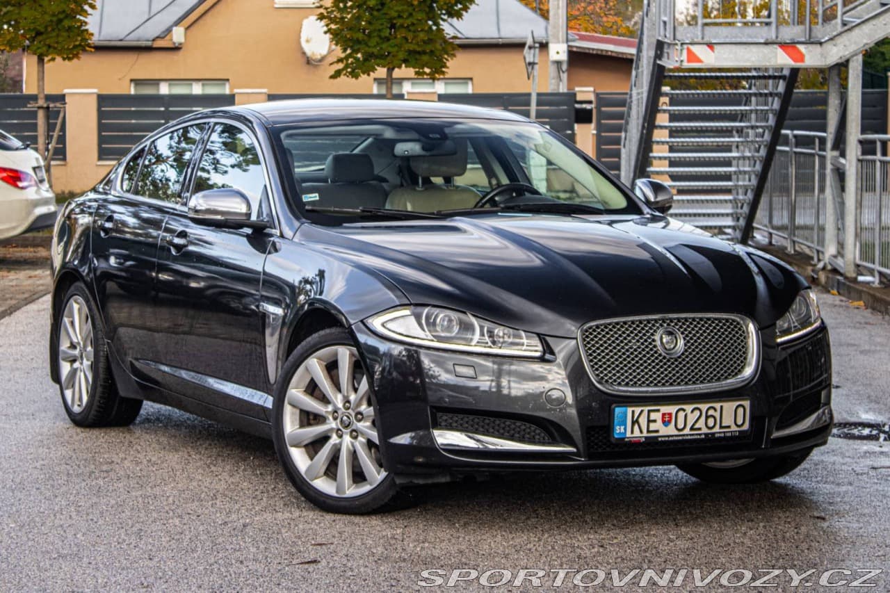 2013 Jaguar Xf - 5
