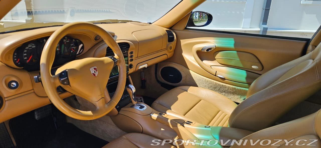 2001 Porsche 911 - 11