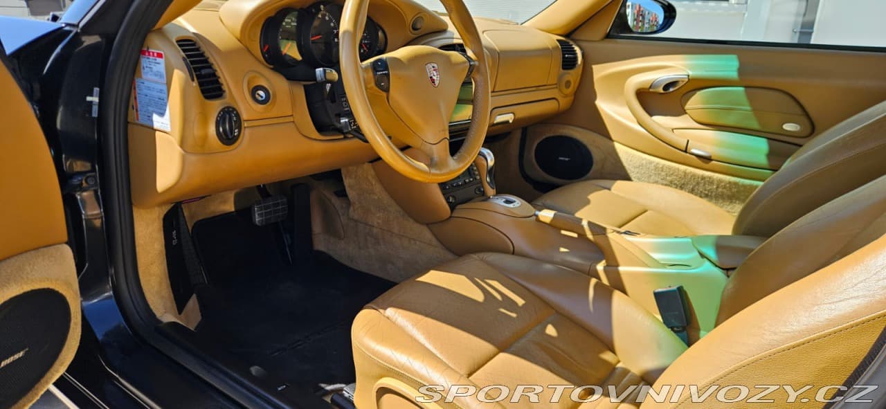 2001 Porsche 911 - 12