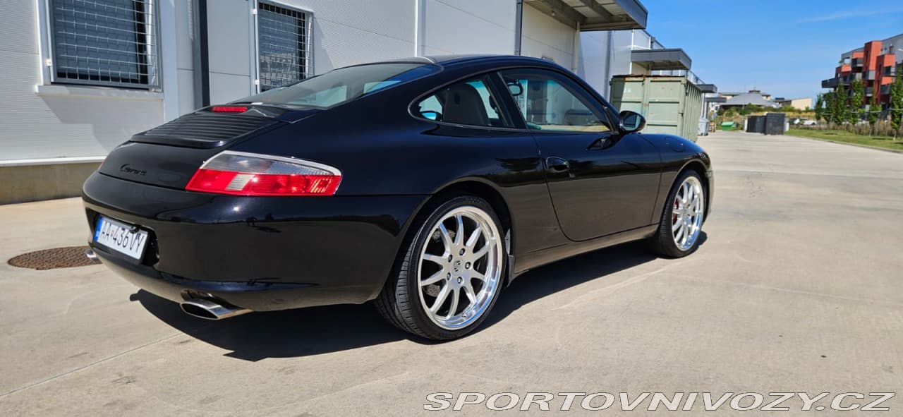 2001 Porsche 911 - 20