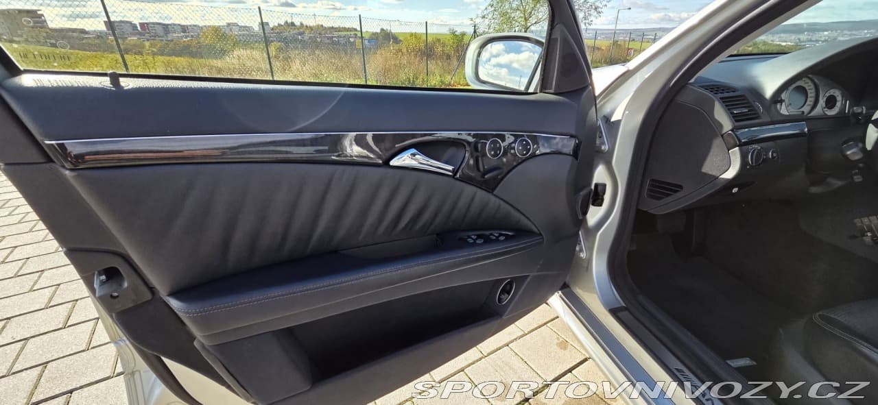 2003 Mercedes-Benz E-CLASS - 17
